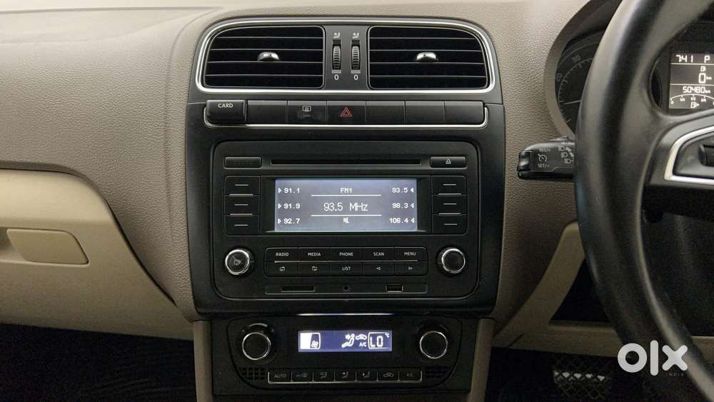 Skoda Rapid 1.6 Mpi At Style, 2016, Petrol