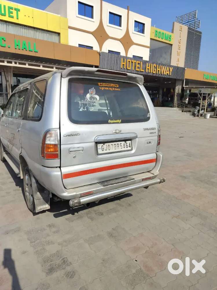 Chevrolet Tavera Neo 2015