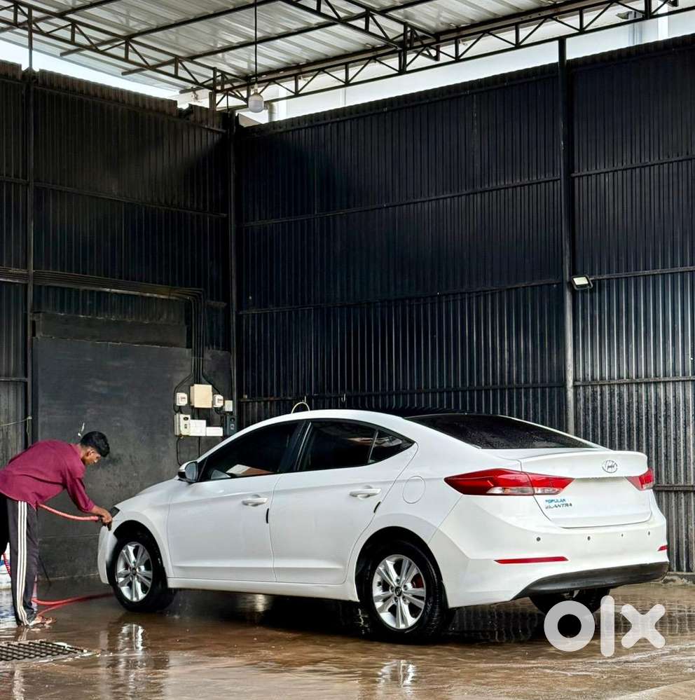Hyundai Elantra - Diesel 2017 Manual