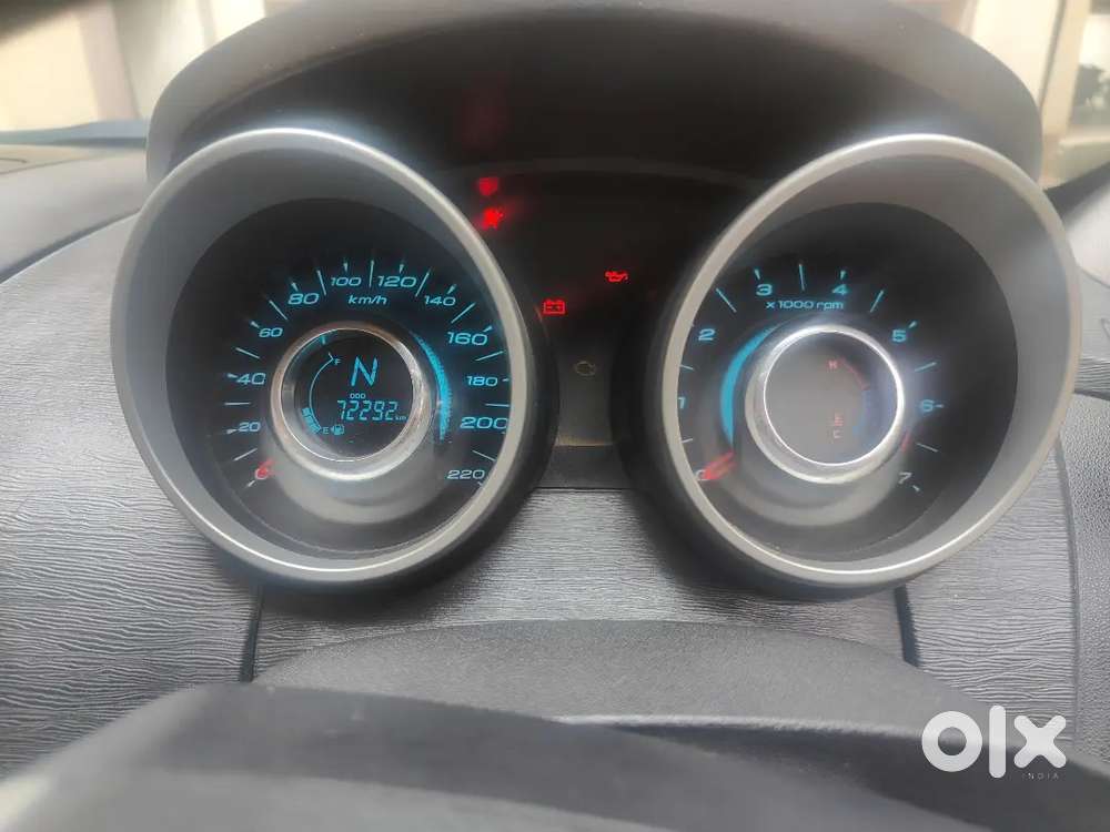 Excellent Condition Mahindra Xuv500 2016 Model Single Owner