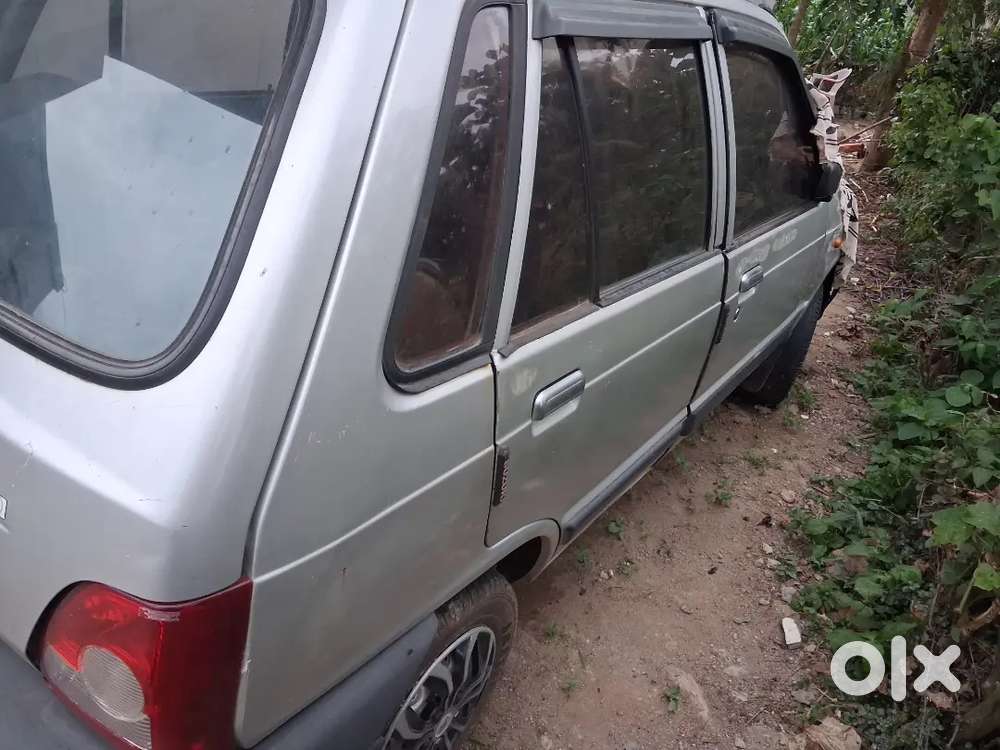 Maruti Suzuki 800 Std 2005