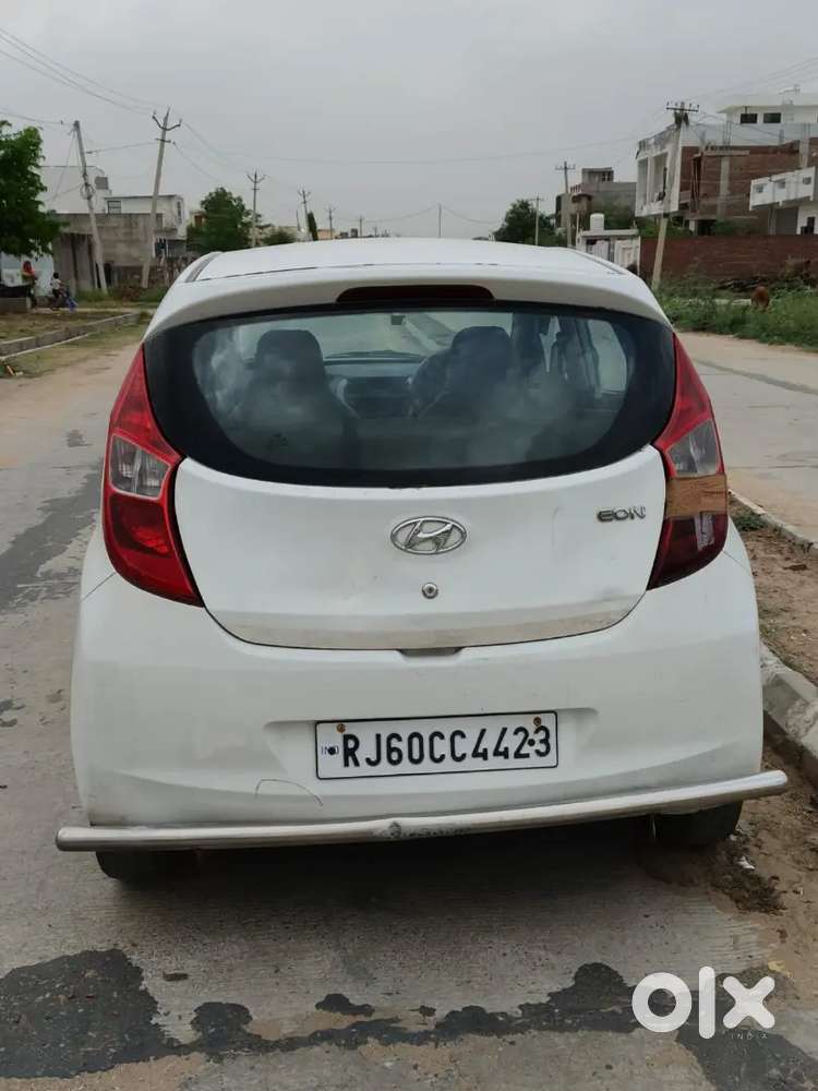 Hyundai Eon 2017 Lpg 100000 Km Driven