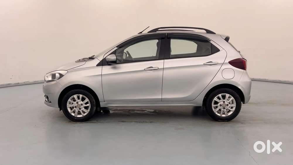 Tata Tiago Xza, 2017, Petrol