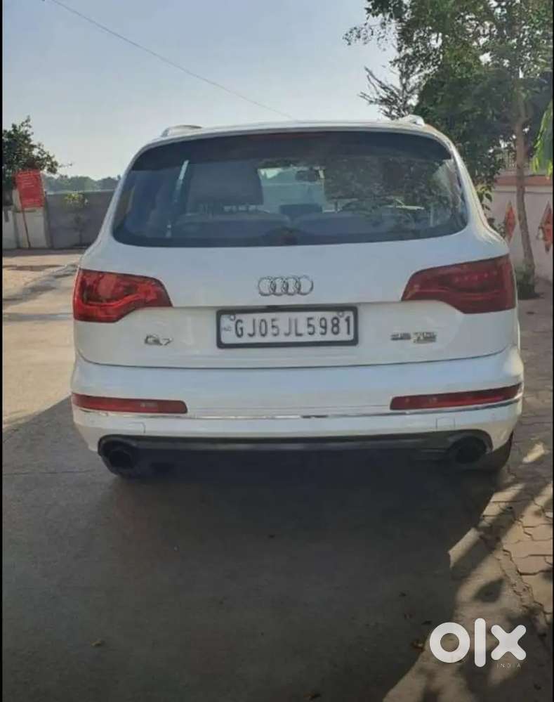 Audi Q7 2015 Diesel 85000 First Onwer Nice Car Good Good Car Nice