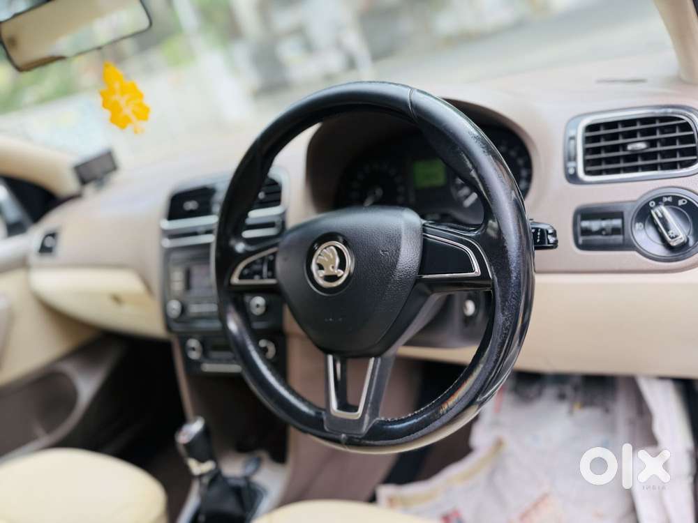 Skoda Rapid Elegance 1.6 Tdi Cr Manual, 2014, Diesel