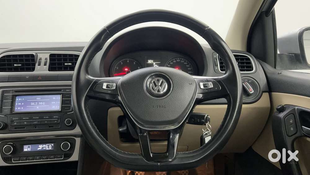 Volkswagen Polo 2009-2013 Petrol Highline 1.2l, 2015, Petrol