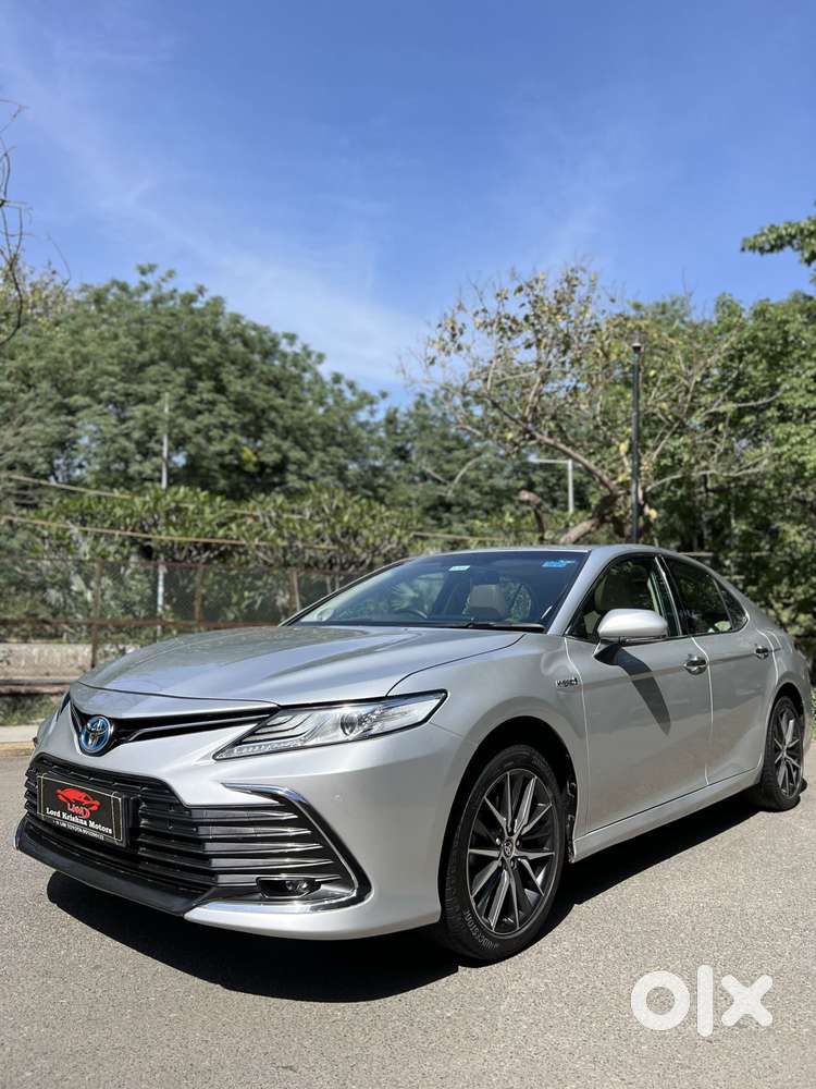 Toyota Camry 2.5 Hybrid, 2022, Petrol