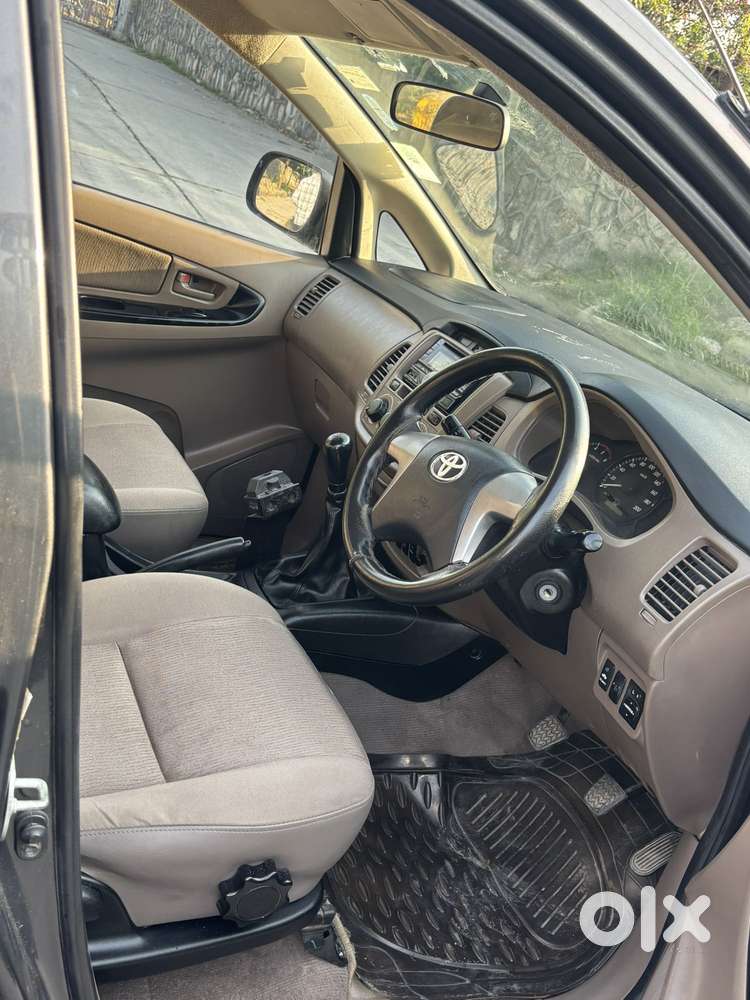 Toyota Innova 2.5 G (diesel) 7 Seater, 2015, Diesel