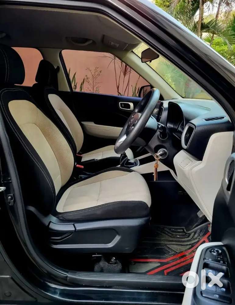 Hyundai Venue Kappa 2023 Second Owner ( Mint Condition )
