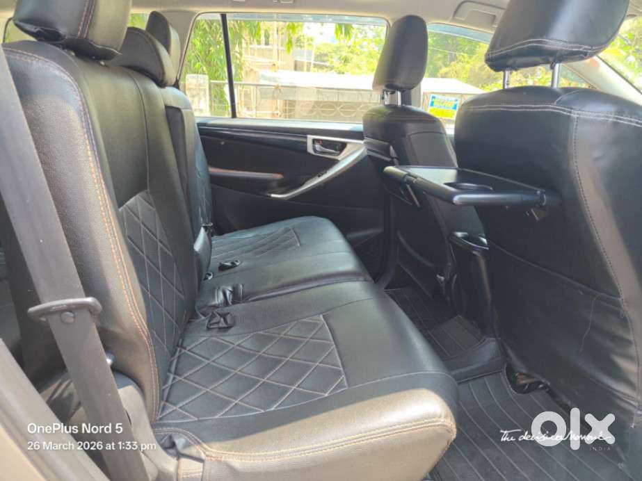 Toyota Innova Crysta 2.4 V 8 Str, 2017, Diesel