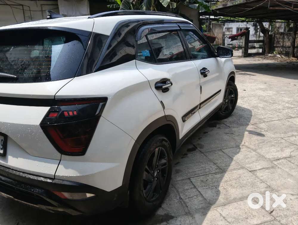 As-01 Creta Knight Diesel  Better Than New  27kmpl  Warranty