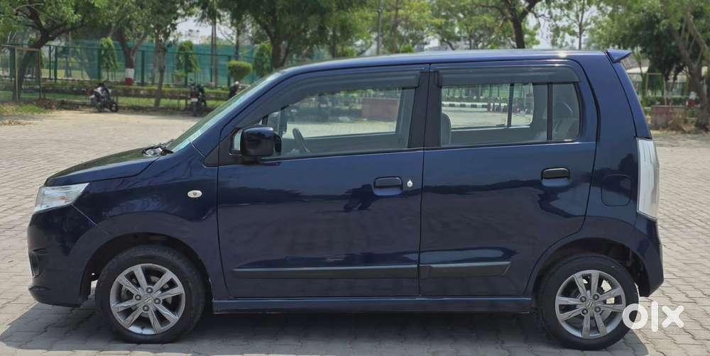 Maruti Suzuki Wagon R Stingray 1.0 Vxi Plus Amt, 2018, Petrol