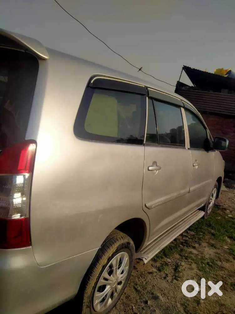 Toyota Innova Diesel 2009 Km Driven