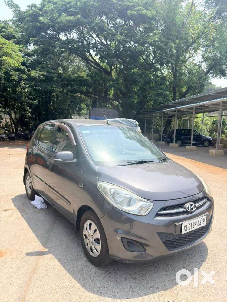 Hyundai I10 Sportz, 2012, Petrol