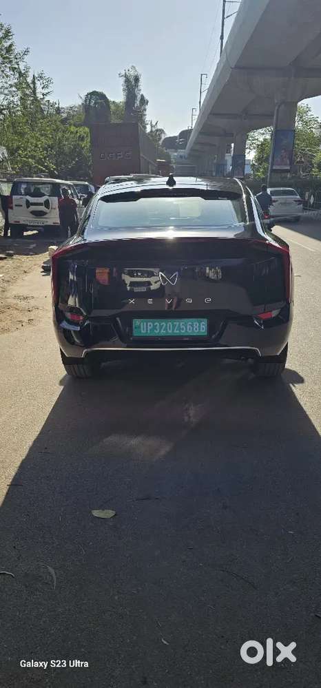 Mahindra Xev 9e Top Model November 2025 Electric 4000 Km Driven