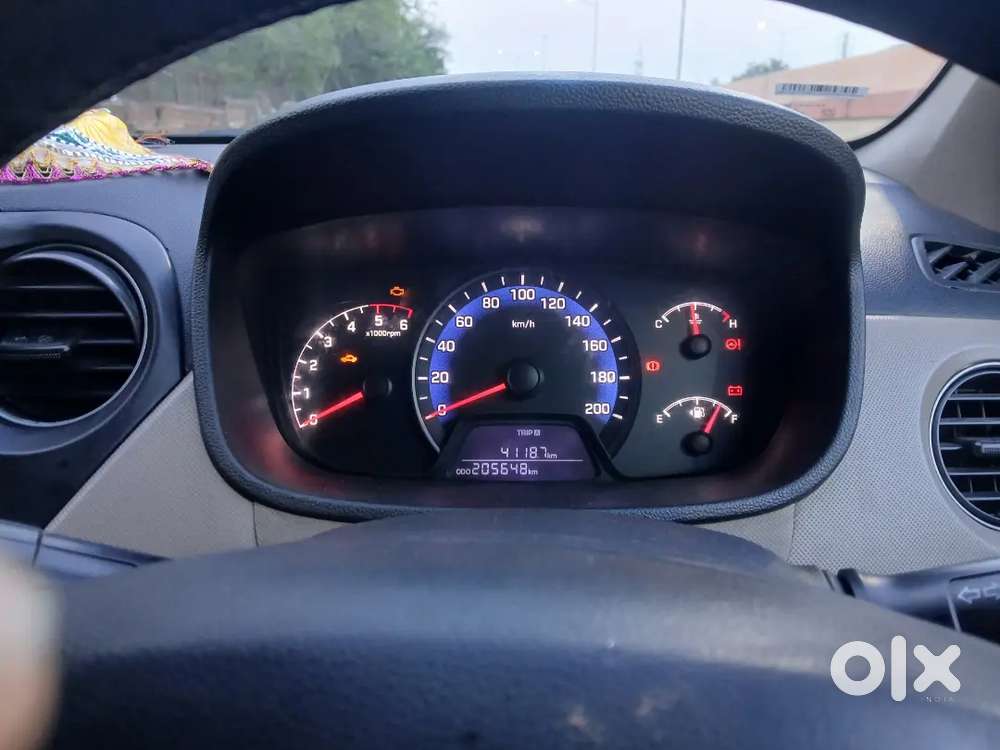 Hyundai Xcent 2017 Diesel 200000 Km Driven