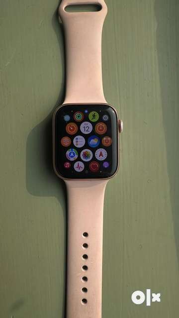 Apple watch series 4 gumtree sale