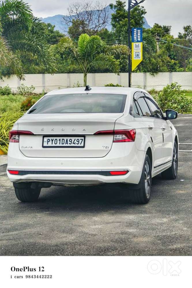 Skoda Slavia Style 1.5l Tsi Mt, 2023, Petrol