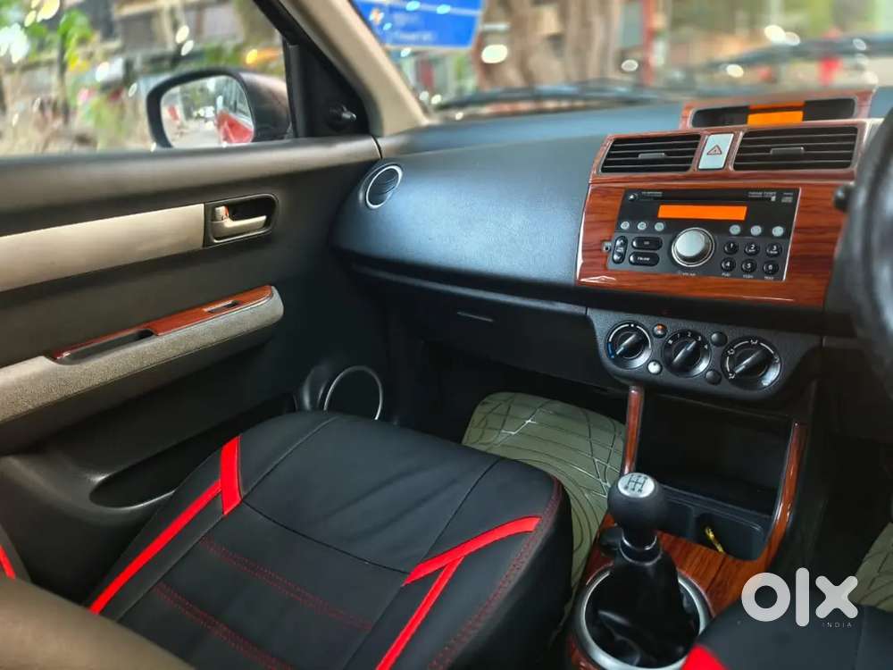 Maruti Suzuki Swift Dzire 2011