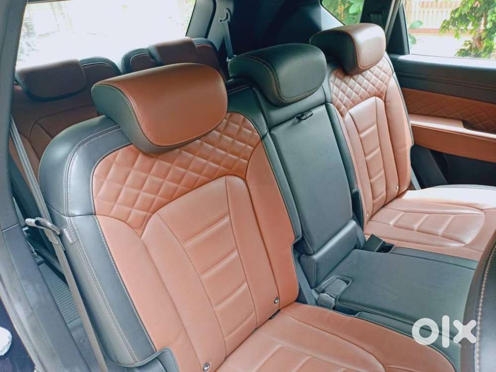 Mahindra Alturas G4 4x2 At, 2022, Diesel