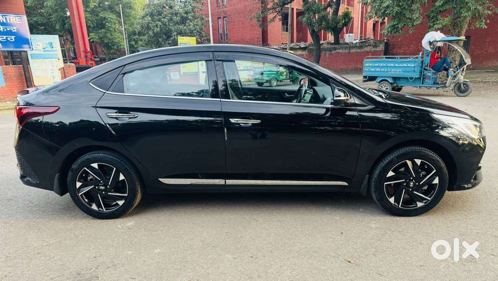 Hyundai Verna 1.0 Sx (o) Turbo Gdi Dct, 2022, Petrol