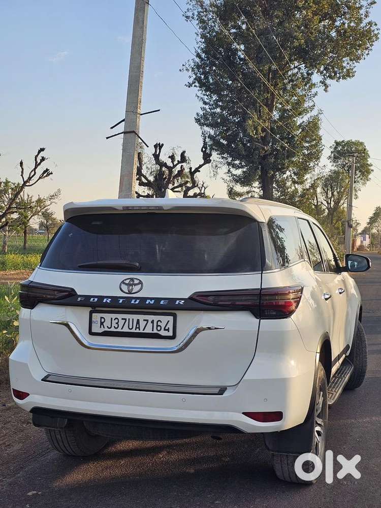 Toyota Fortuner 2021 Diesel Well Maintained