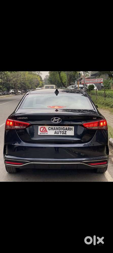 Hyundai Verna 1.5 Sx Petrol Mt, 2022, Petrol