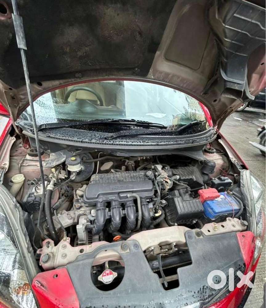 Honda Brio Vx At 2013-2014  Well Maintained  Automatic  First Owner