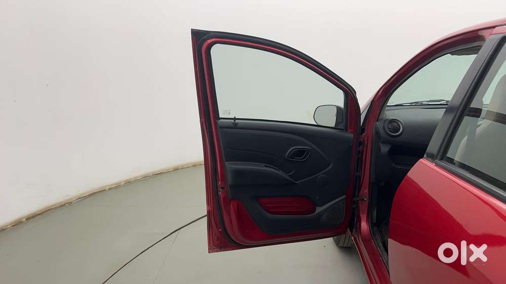 Datsun Redigo T Option, 2017, Petrol