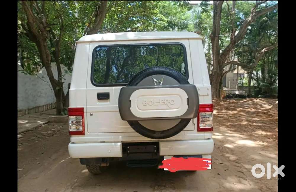 White Board Family Use Mahindra Bolero B6 Diesel 2023