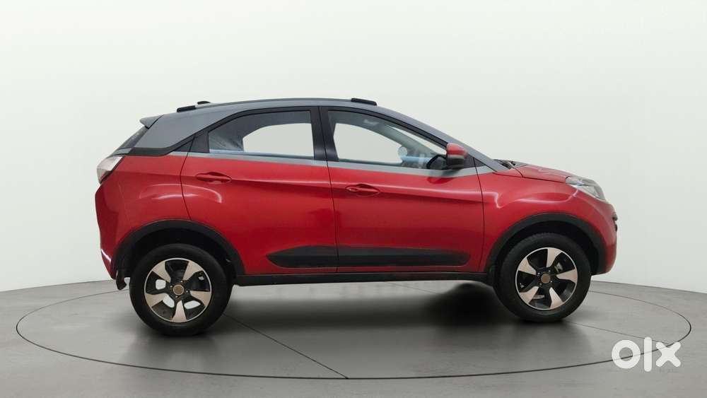 Tata Nexon 1.2 Revotron Xza Plus Dualtone, 2019, Petrol