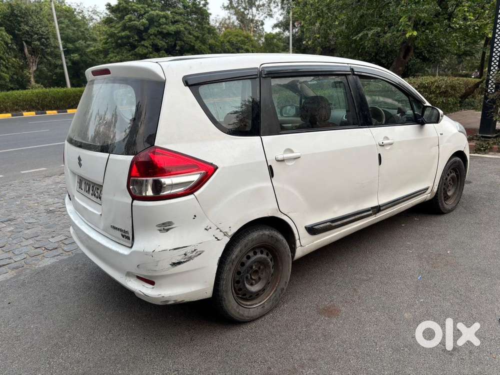 Maruti Suzuki Ertiga 2013 December Petrol Well Maintained