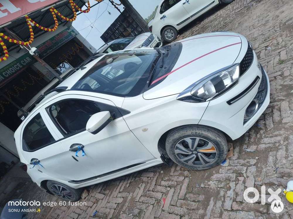 Tata Tiago, 2018, Petrol