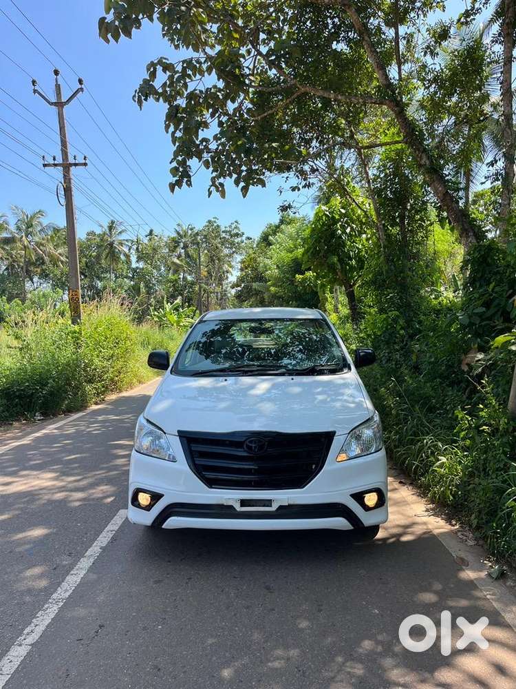 Toyota Innova 2006 Diesel Well Maintained