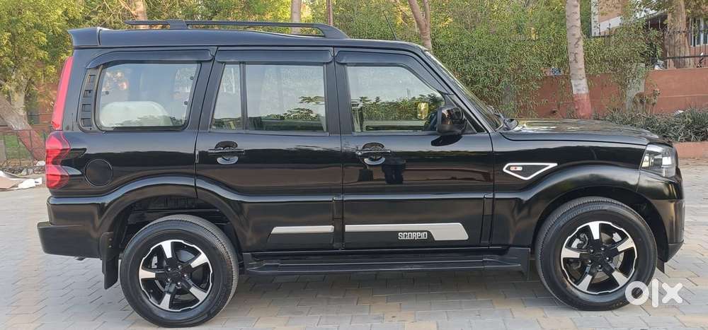 Mahindra Scorpio Classic 2.2 S 11 Mt 7 Cc, 2025, Diesel