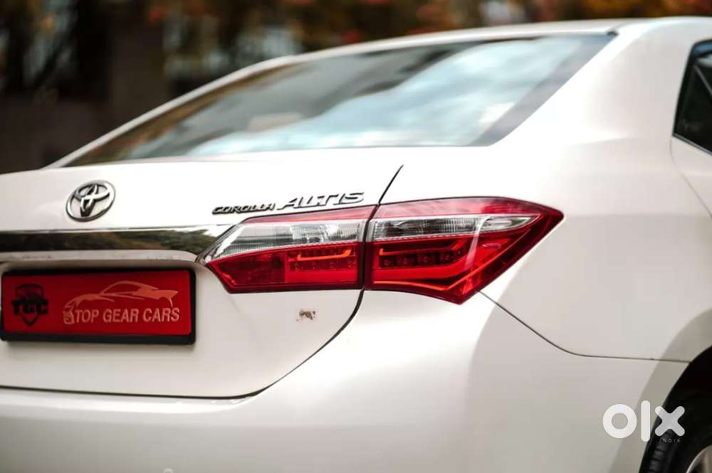 Toyota Corolla Altis 1.8 G, 2015, Petrol