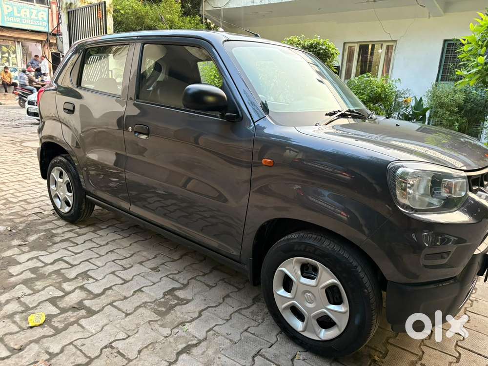 Maruti Suzuki S-presso Vxi Opt, 2022, Petrol