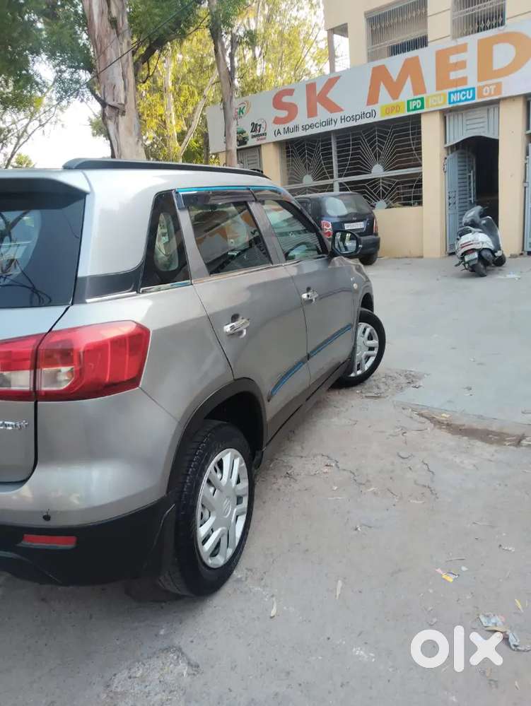 Maruti Suzuki Brezza Vdi 2018 Very Good Condition 4new Tyer