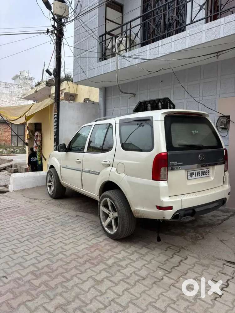 Tata Safari Storme 2018 Diesel 110000 Km Driven