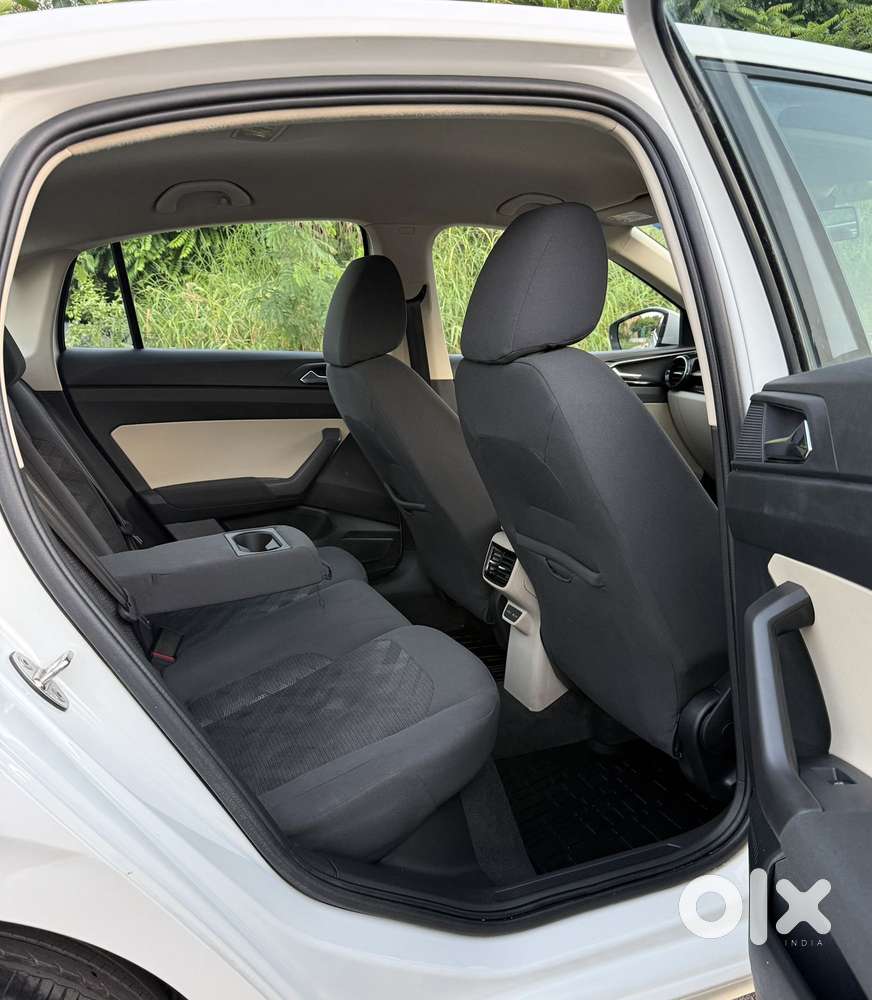 Skoda Slavia 1.0 Ambition Tsi At, 2022, Petrol