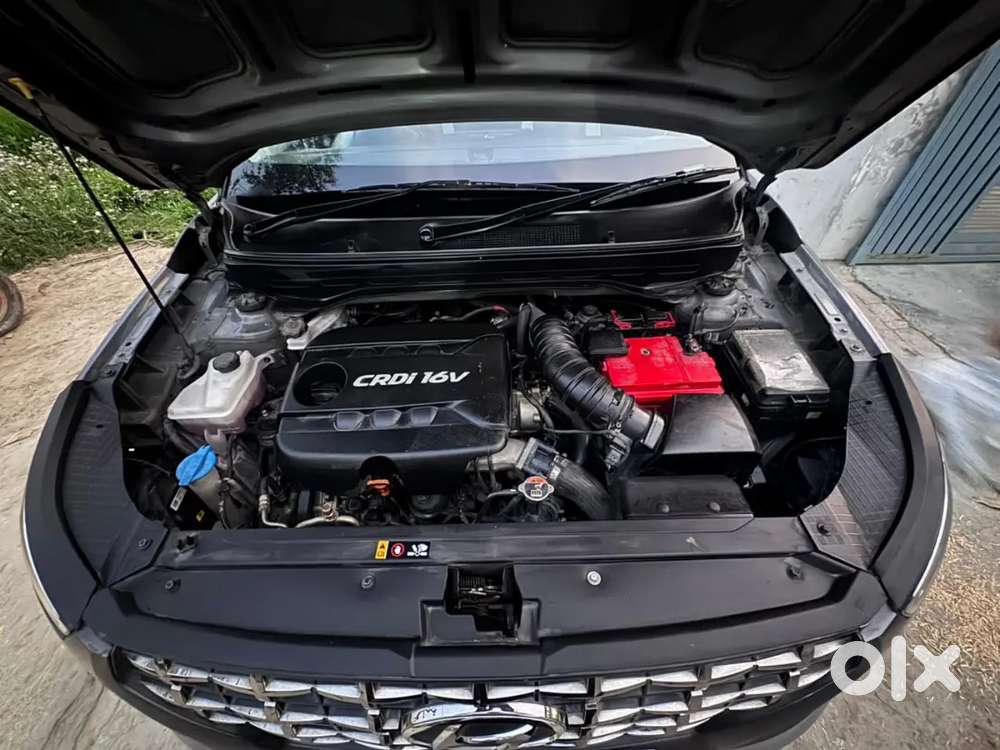 Hyundai Venue 2019 Diesel 80000 Km Driven