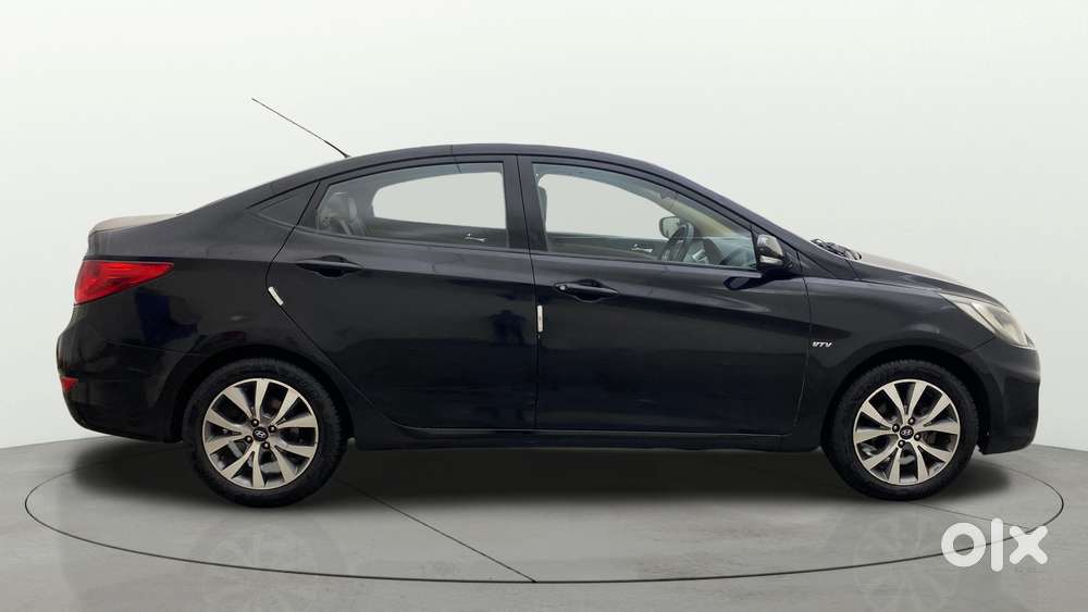 Hyundai Verna Fluidic 1.6 Vtvt Sx, 2014, Petrol