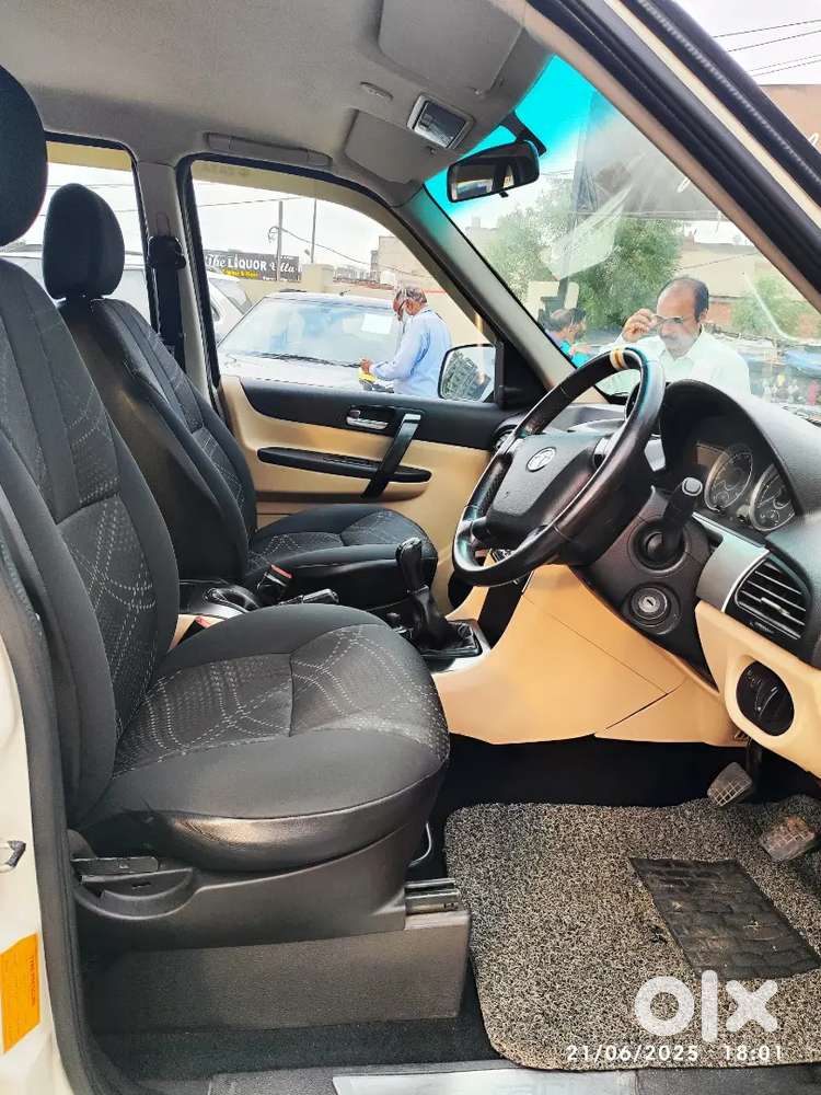 Tata Safari Storme Lx 2013 Diesel 4x2