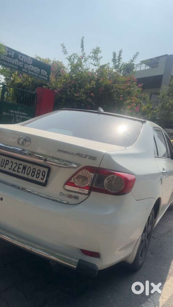 Toyota Corolla Altis 2012 Km Driven