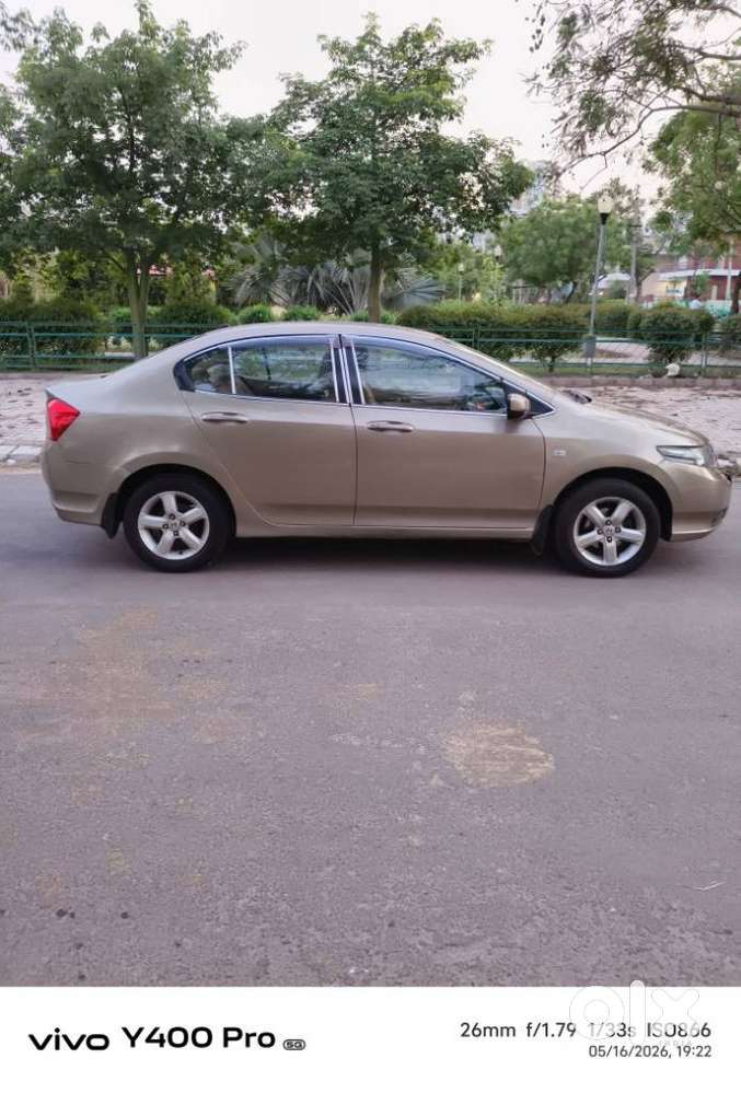 Honda City 2011-2013 1.5 V Mt Sunroof, 2012, Petrol