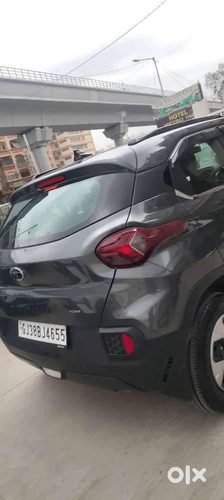 Tata Punch Pure Icng September-2025
