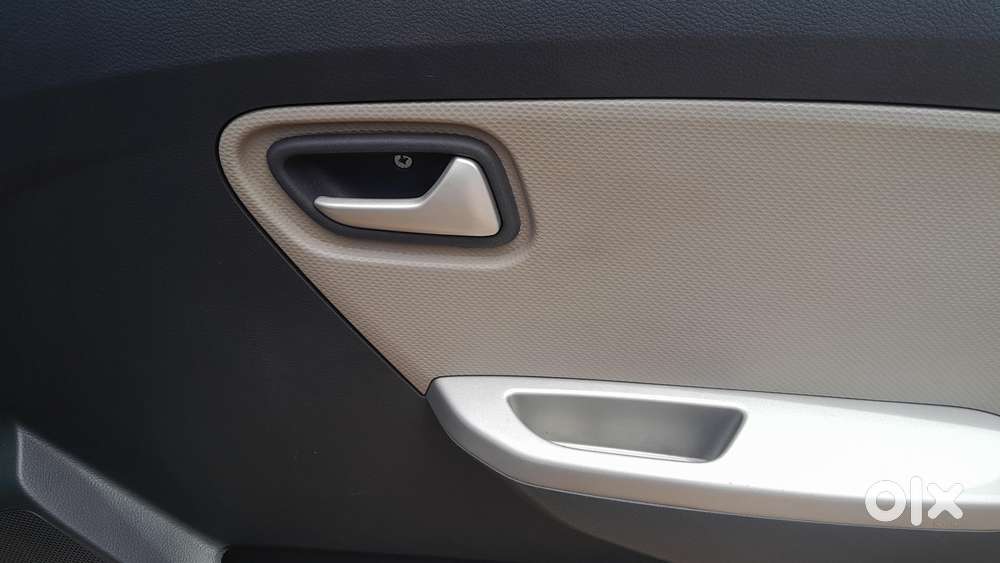 Maruti Suzuki Alto K10 Vxi Amt, 2015, Petrol