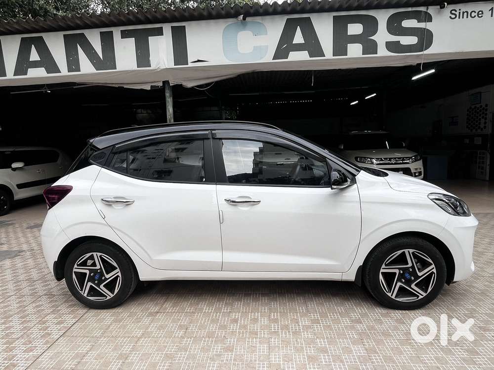 Hyundai Grand I10 Nios Sportz Mt Dual Tone, 2023, Petrol