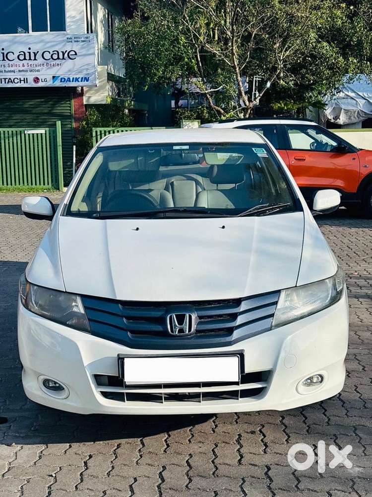 Honda City At