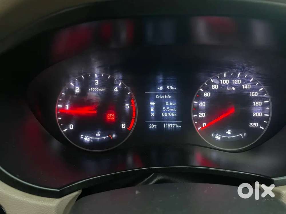 Showroom Track 7,20,000